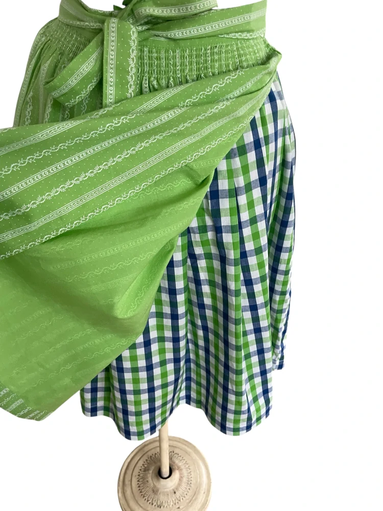 Dámské dirndl šaty selský styl vel. 36