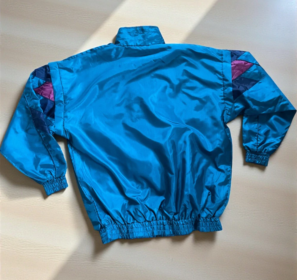 Karnevalový kostým real RETRO šusťáková souprava, šusťákovka 80. léta vel. M
