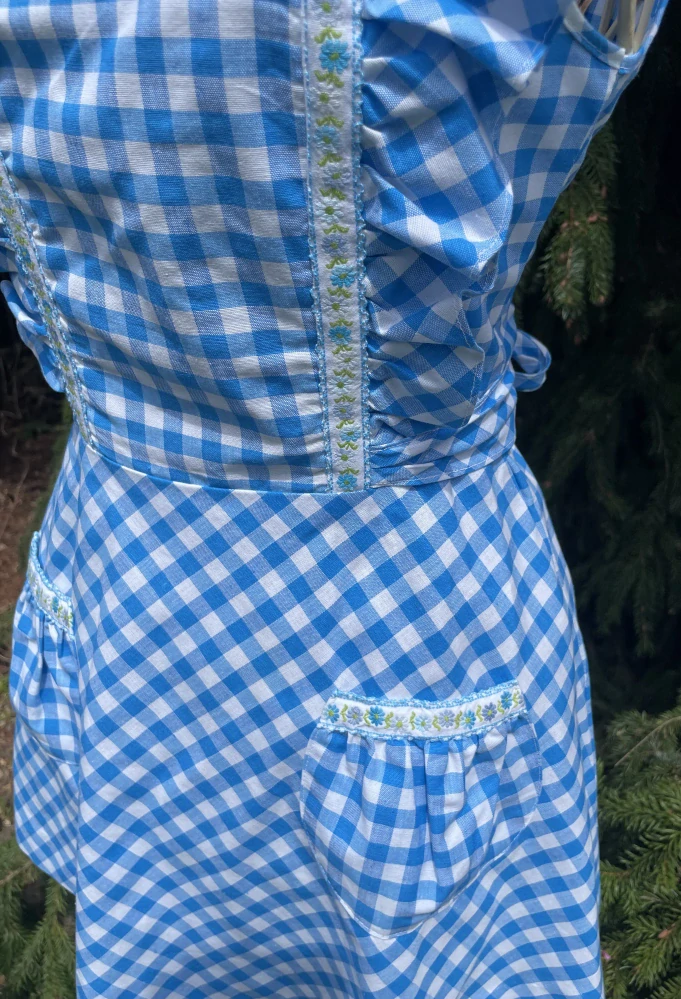 Dívčí šaty v selském, retro stylu vel. 140