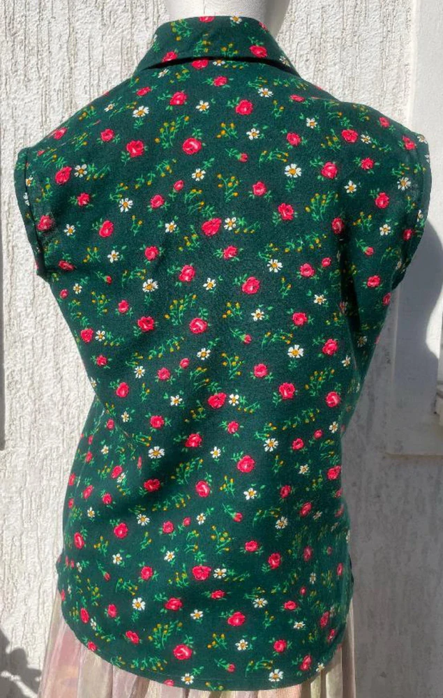 Dámská halenka v selském, dirndl stylu vel. 40