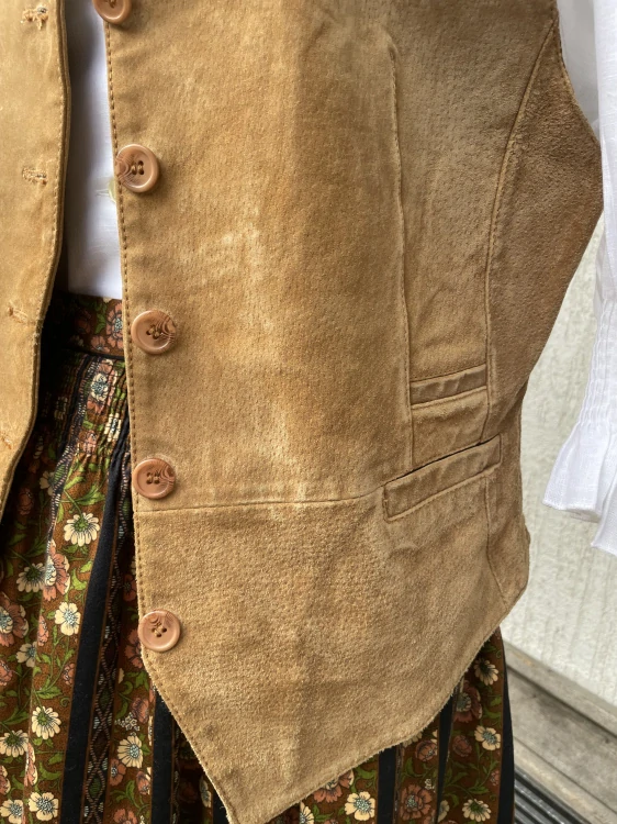 Dámská kožená vesta country, dirndl, selský styl vel. 40