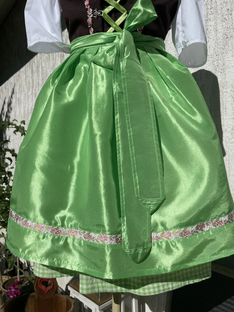 Dámské dirndl šaty selský styl vel. 36