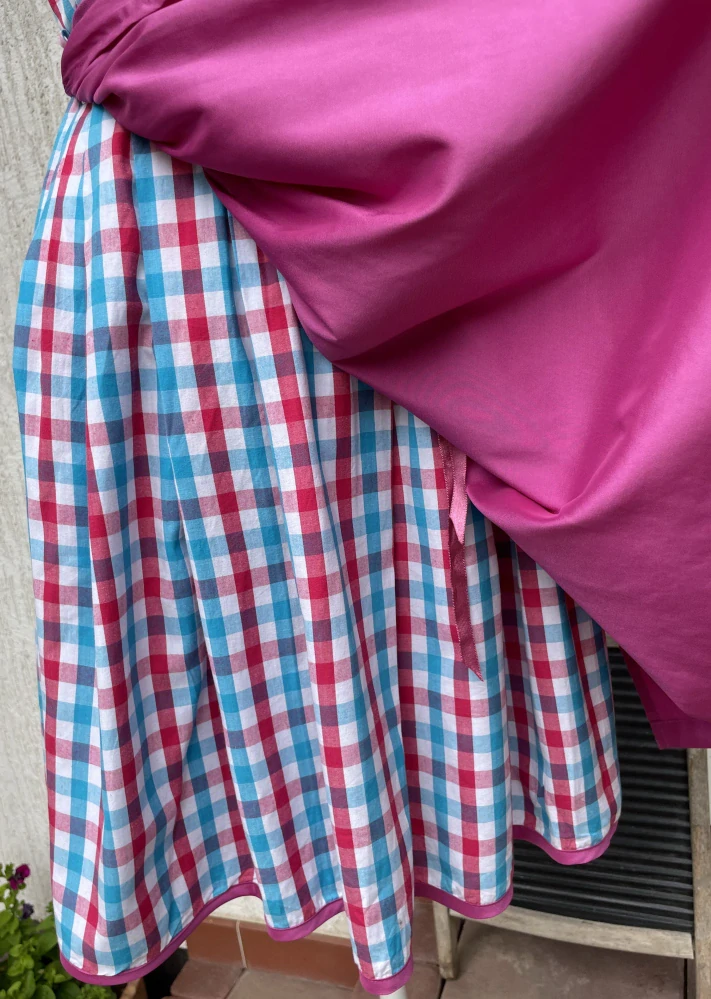 Dámské dirndl šaty, selský styl vel. 36