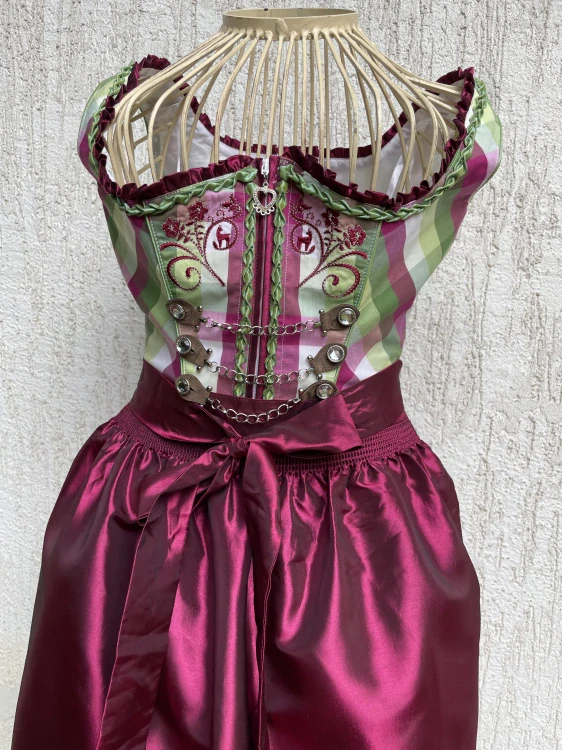 Dámské dirndl šaty selský styl vel. XXS