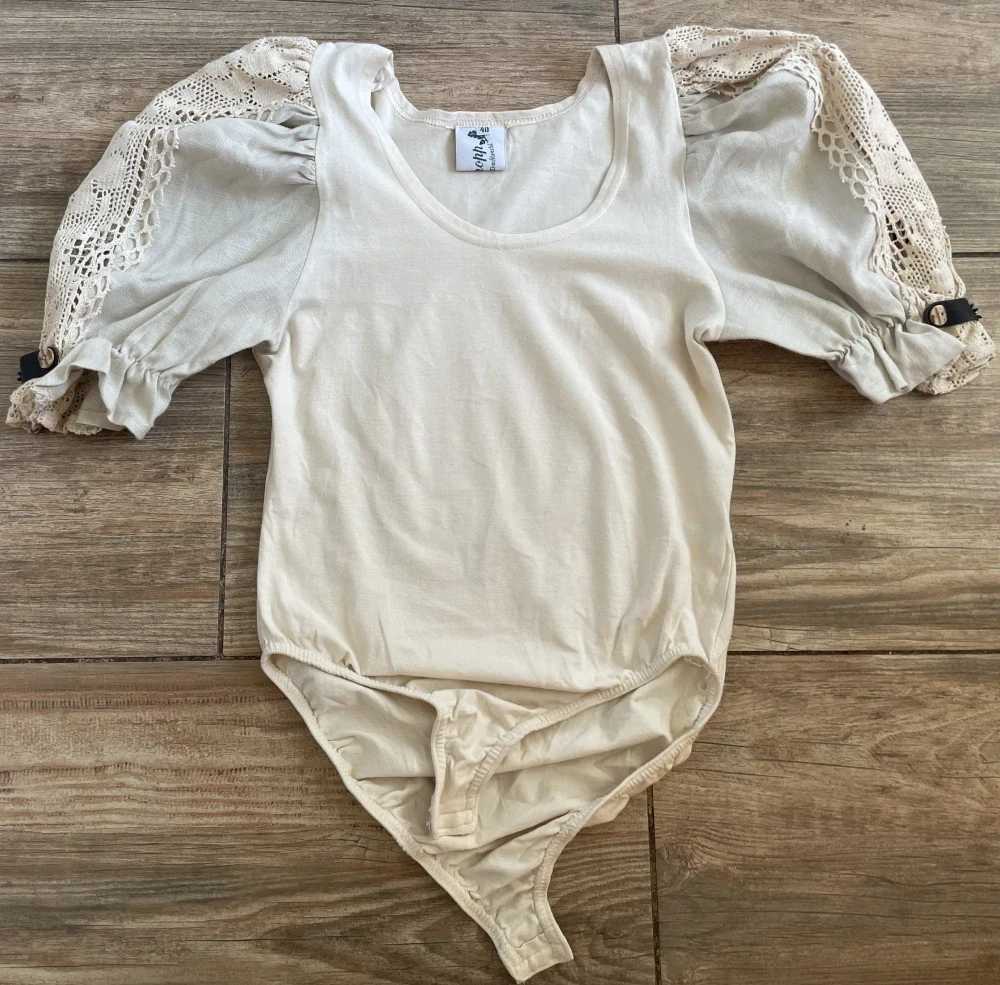 Dámské body v selském, dobovém stylu selka, princezna vel. 38