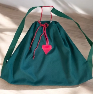 látkový batoh DIRNDL 
