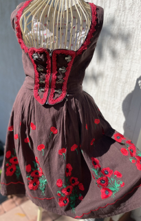 Dámské dirndl šaty vel. XS