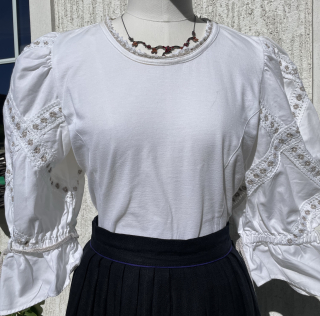 Dámská halenka v selském, dirndl, country stylu vel. 40
