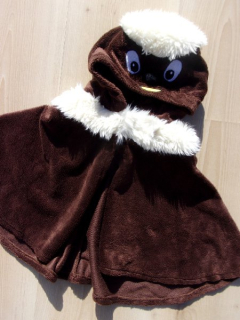 karnevalový kostým pončo ČERNOUŠEK > 92
