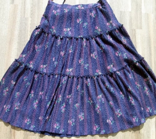 dámská sukně volánová > 38