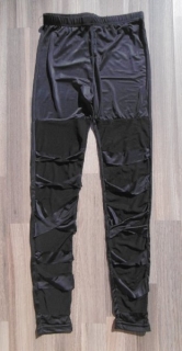 DÍVČÍ EFEKTNÍ LEGÍNY punk > 140
