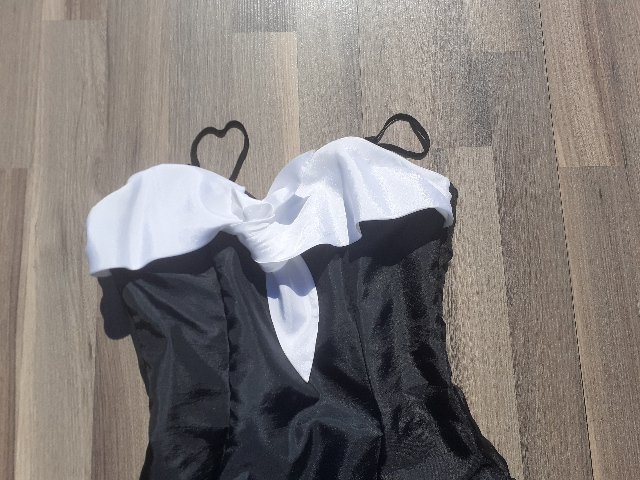 DÁMSKÉ SPOLEČENSKÉ ŠATY > 36